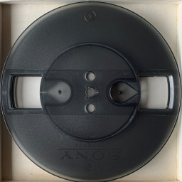 Sony 7" Large Hub 2 Window Gray Tape Reel, w/Box + Bag