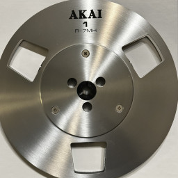 Akai-7-in-Large-Hub-Metal-Tape-Reel