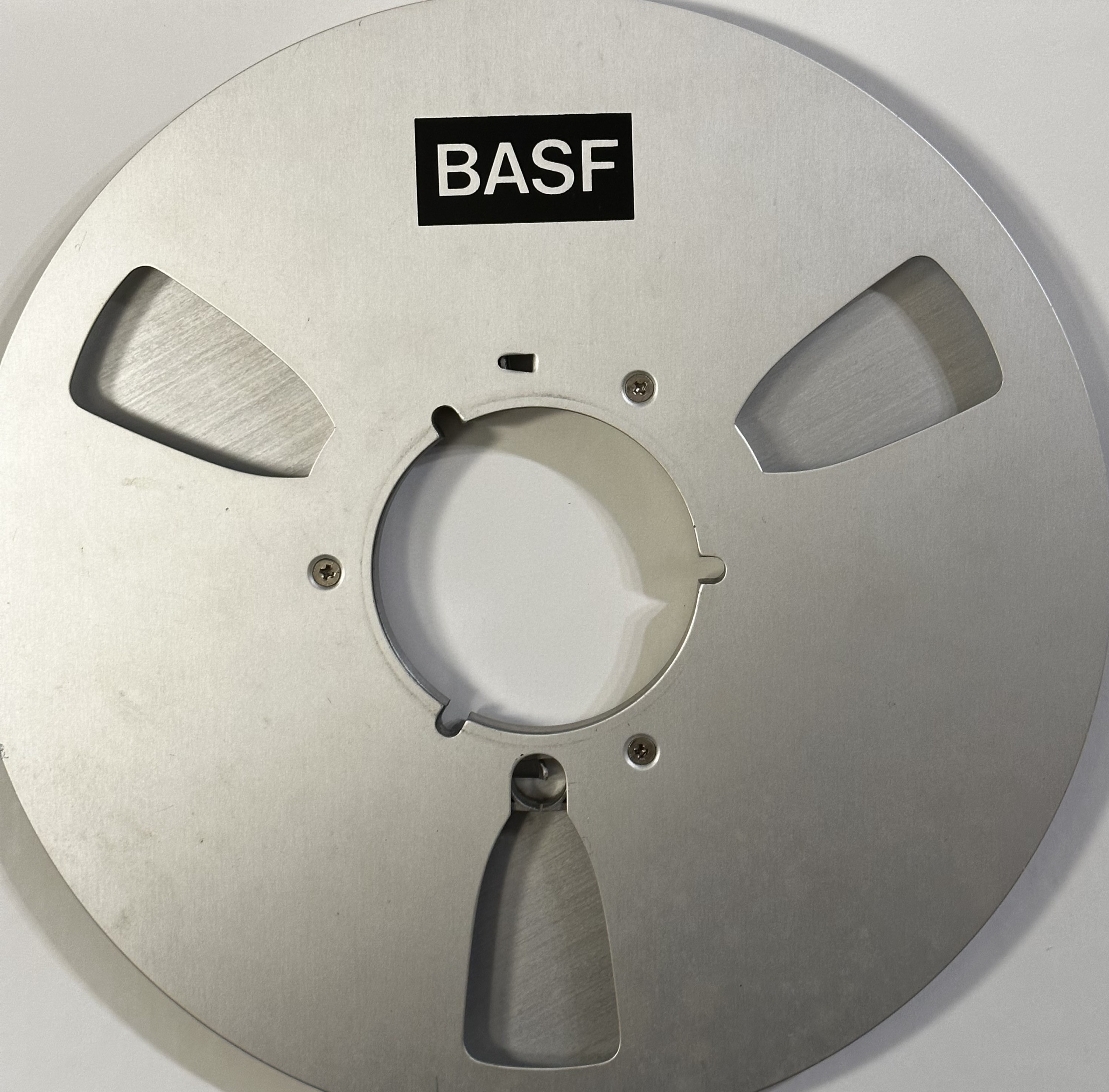 BASF 10.5″ Empty Metal Reel, 1/4″ Tape, 3 Window Silver Design “B