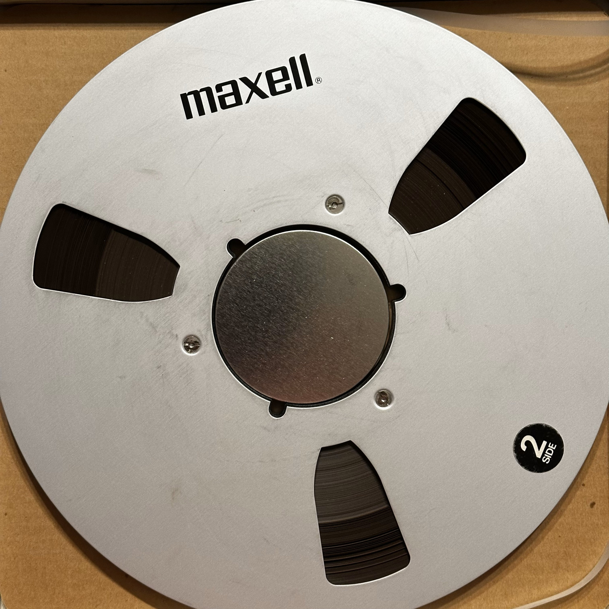 Maxell-LN-10-in-3-Window-Tape-Reel
